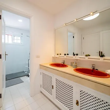 Villasue Willa Tías